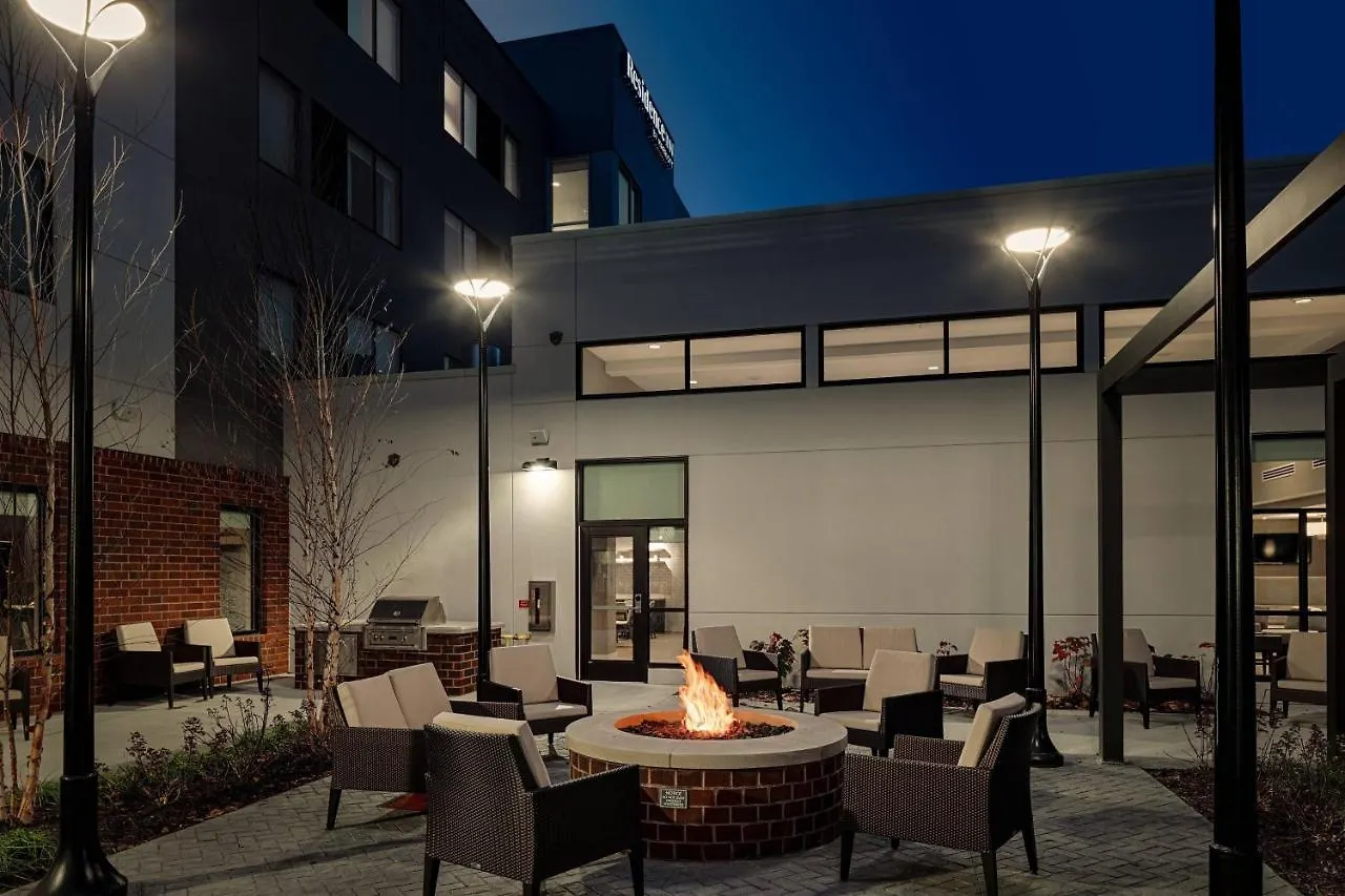 Residence Inn By Marriott Columbus Airport 3*,